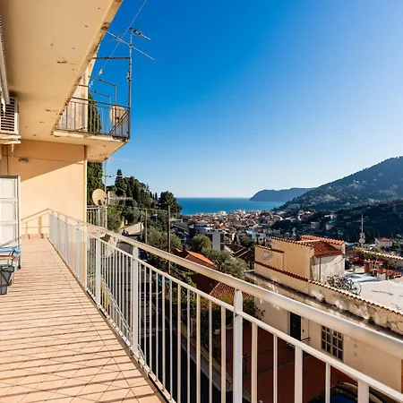 Apartment Il Raggio Di Sole By Interhome Alassio