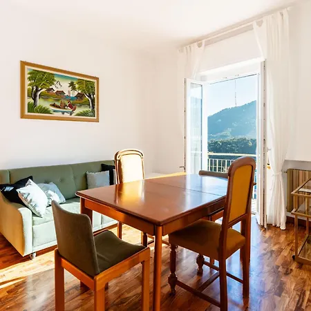 Apartment Il Raggio Di Sole By Interhome *