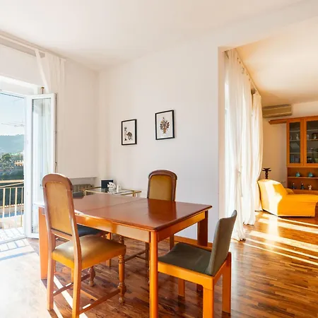 Apartment Il Raggio Di Sole By Interhome Alassio