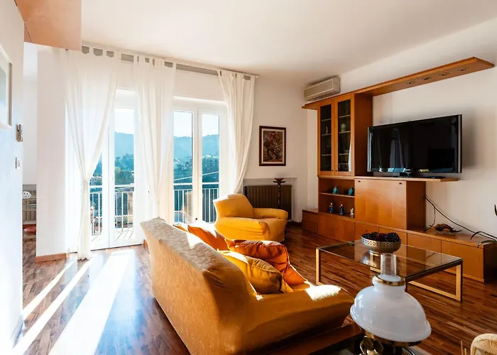 公寓 Il Raggio Di Sole By Interhome