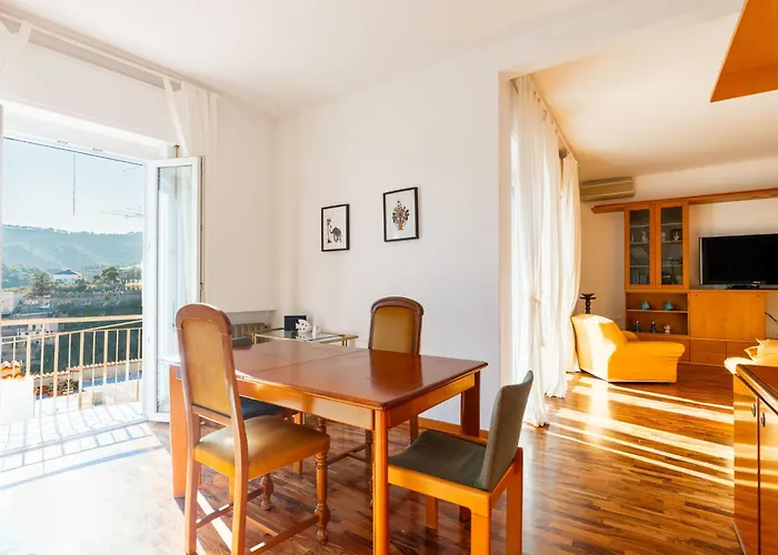 公寓 Il Raggio Di Sole By Interhome 阿拉西奥