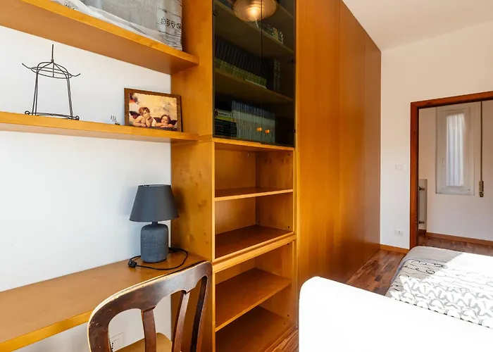 公寓 Il Raggio Di Sole By Interhome